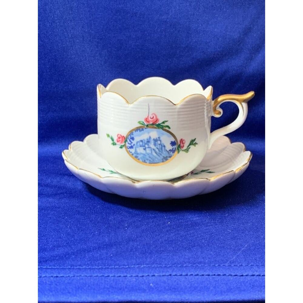 Teacup and Saucer Orient Express Elizabeth Arden